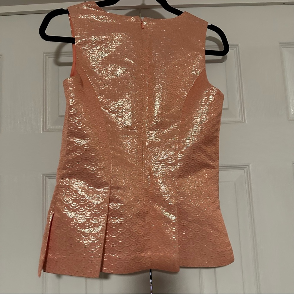 Gorgeous Lilly Pulitzer Top - Picture 4 of 6